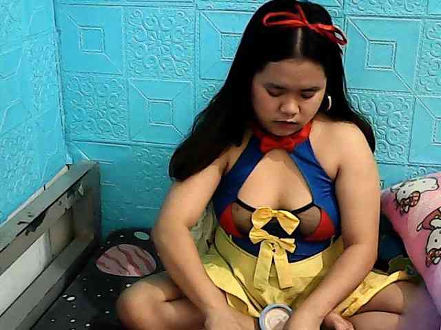 ShailaJeen webcam