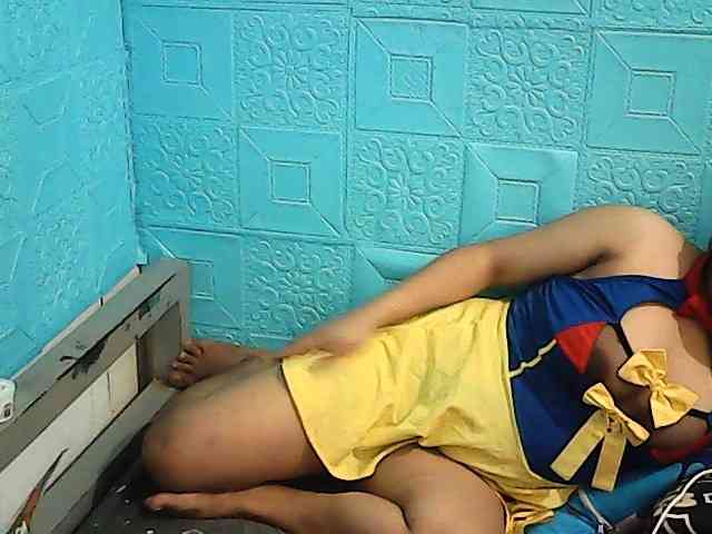 ShailaJeen webcam