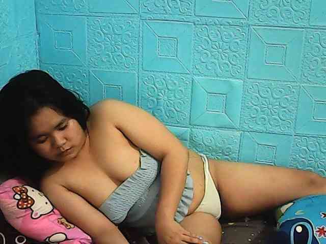 ShailaJeen webcam