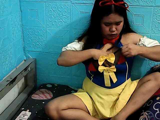 ShailaJeen webcam