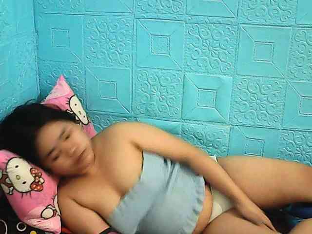 ShailaJeen webcam