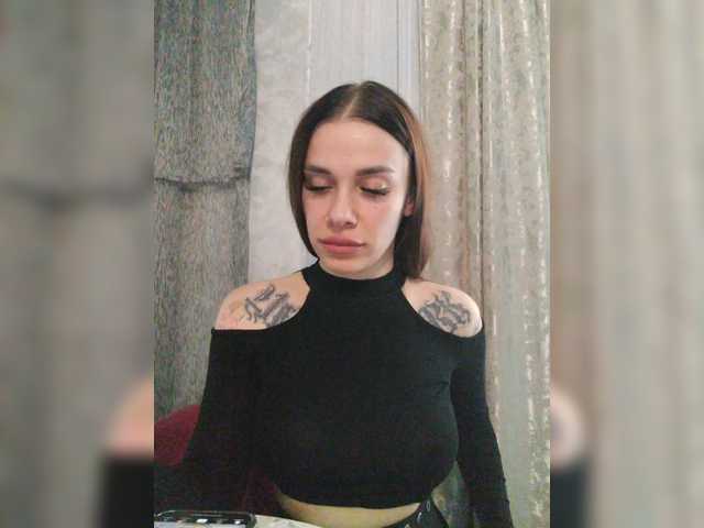 Рунетки: заставил школьницу дрочить, секс чат бесплатно