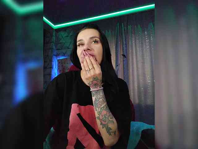 deva_maria webcam
