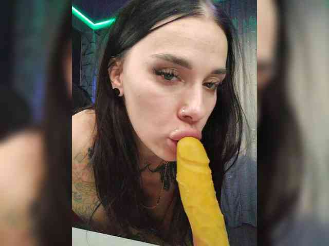 deva_maria webcam