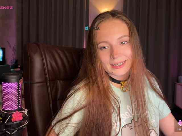 LissaSkarlet webcam