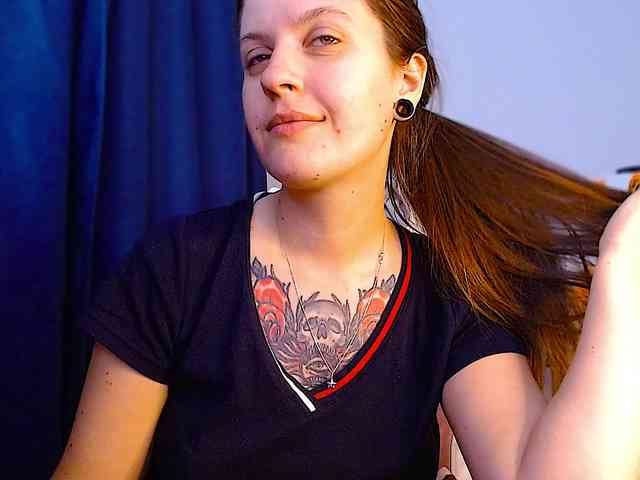 ann-mikele webcam