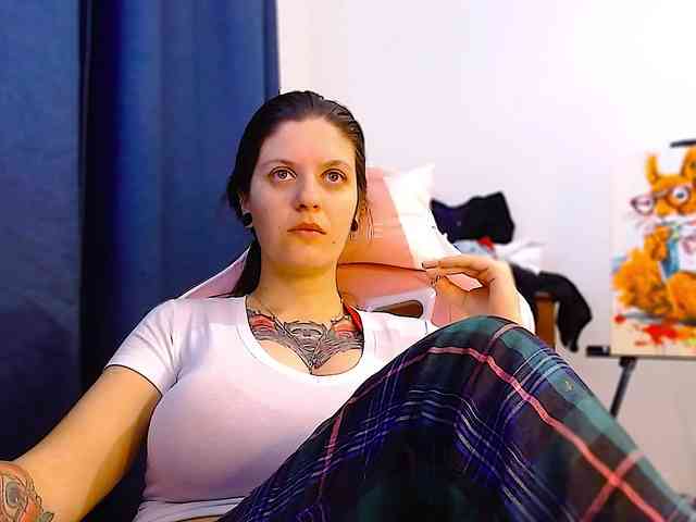 ann-mikele webcam