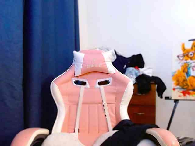 ann-mikele webcam