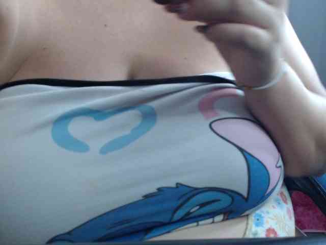 amberth-dirty webcam