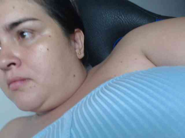 amberth-dirty webcam