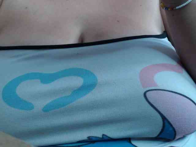 amberth-dirty webcam