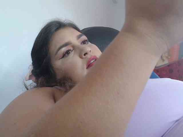 amberth-dirty webcam