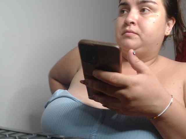 amberth-dirty webcam