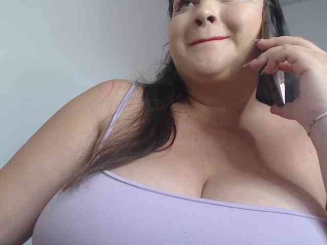 amberth-dirty webcam