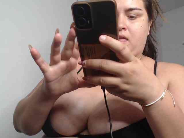 amberth-dirty webcam