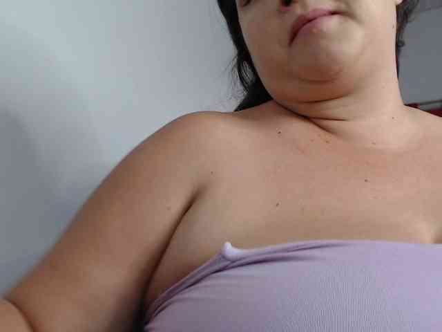 amberth-dirty webcam