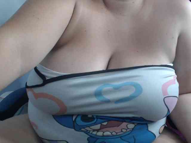 amberth-dirty webcam