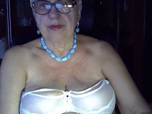 SweetCherry00 webcam