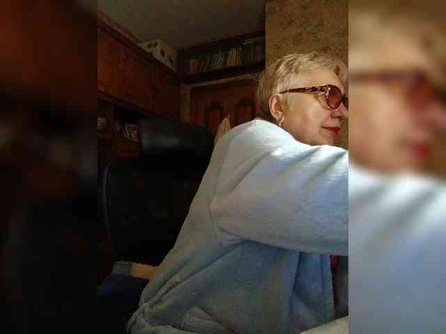 SweetCherry00 webcam