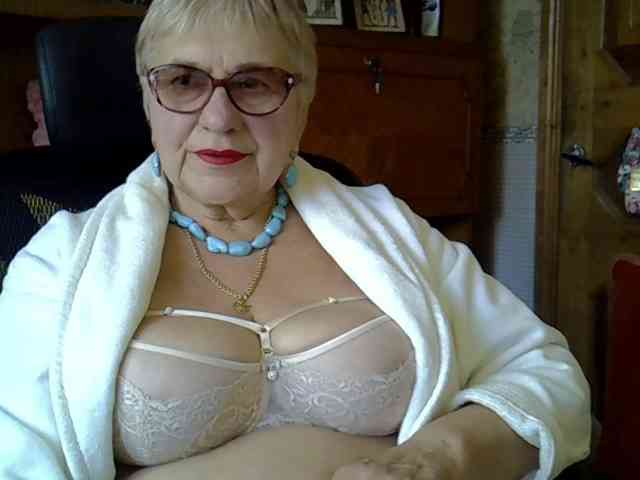 SweetCherry00 webcam