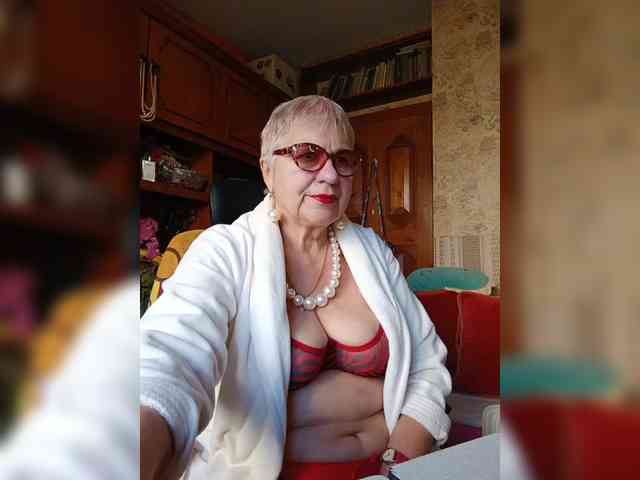 SweetCherry00 webcam