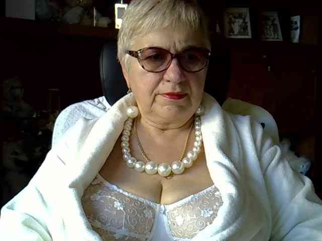 SweetCherry00 webcam