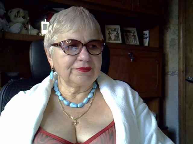 SweetCherry00 webcam