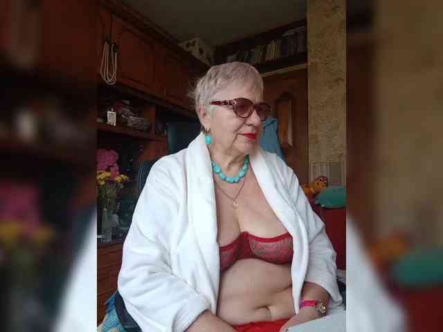 SweetCherry00 webcam