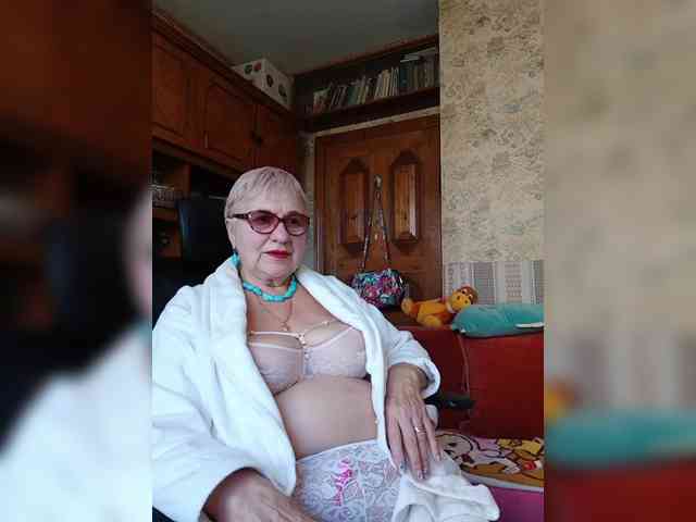 SweetCherry00 webcam