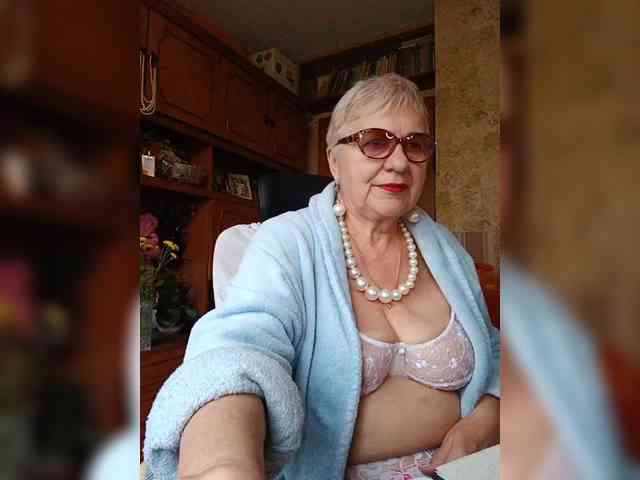SweetCherry00 webcam