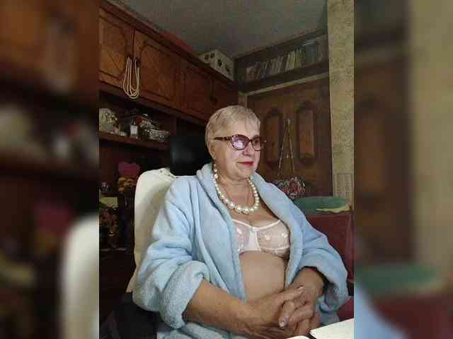 SweetCherry00 webcam