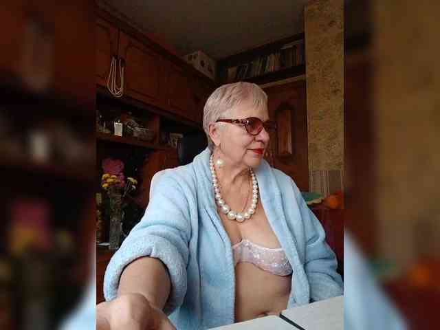 SweetCherry00 webcam