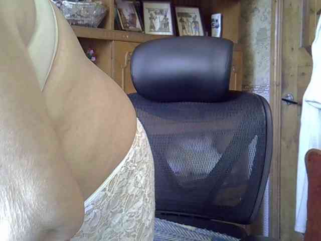 SweetCherry00 webcam