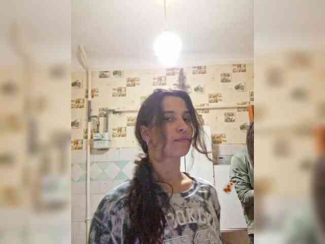 Love_Crew webcam