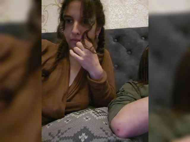 Love_Crew webcam