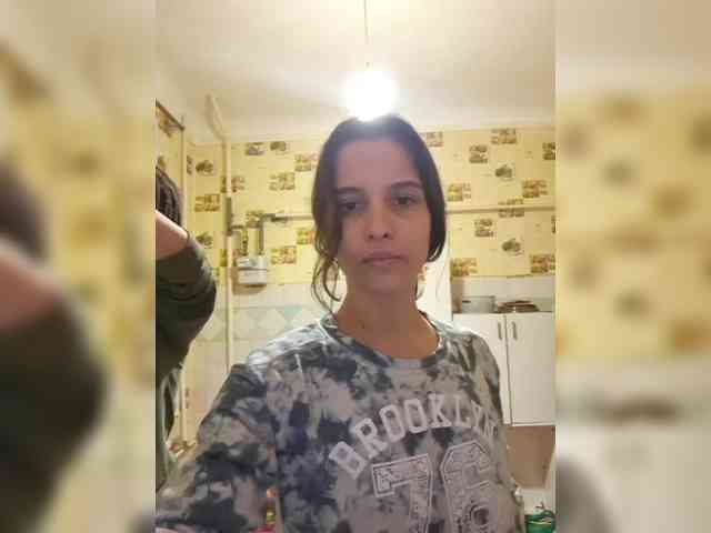 Love_Crew webcam