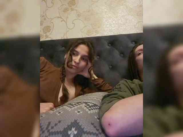 Love_Crew webcam