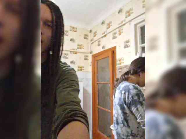 Love_Crew webcam