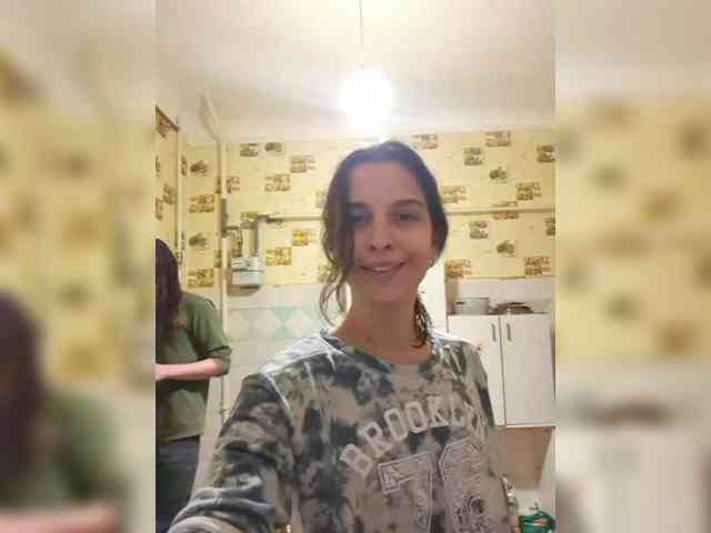 Love_Crew webcam