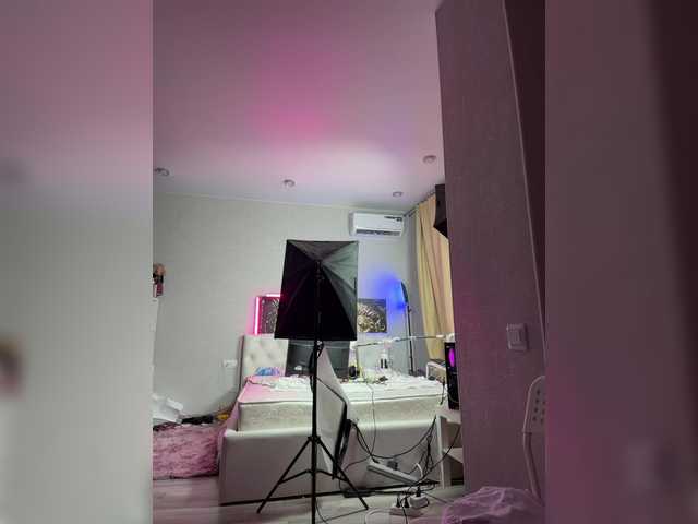 Vai a chattare su Madam_koss Madam_koss