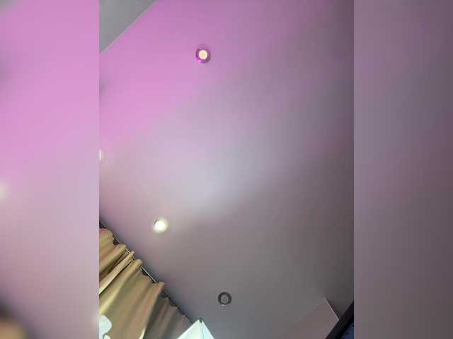 Entrez le videochat erotique avec le
modèle Madam_koss Madam_koss