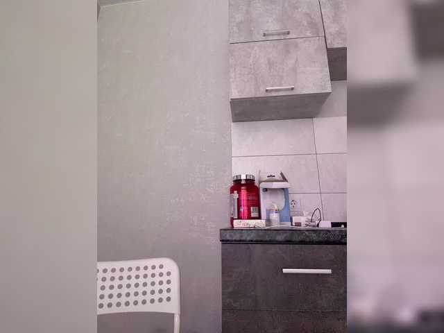 Vai a chattare su Madam_koss Madam_koss