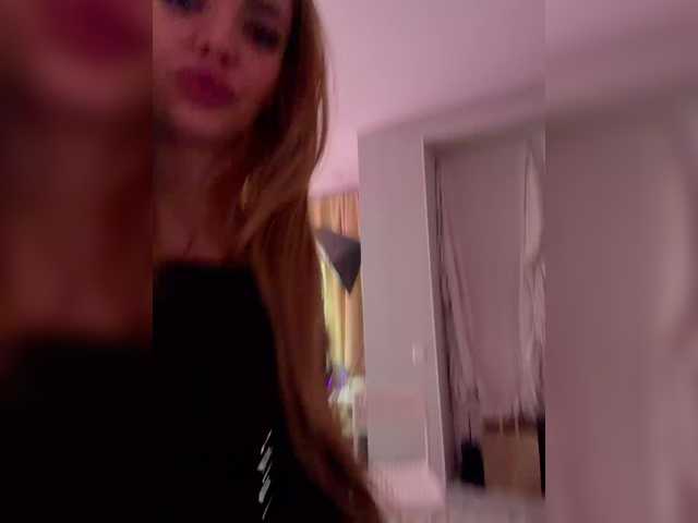 Entra en el chat con el modelo Madam_koss Madam_koss