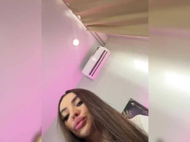 Accedi alla chat con il nickname Madam_koss Madam_koss