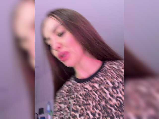 Entra en el chat con el modelo Madam_koss Madam_koss