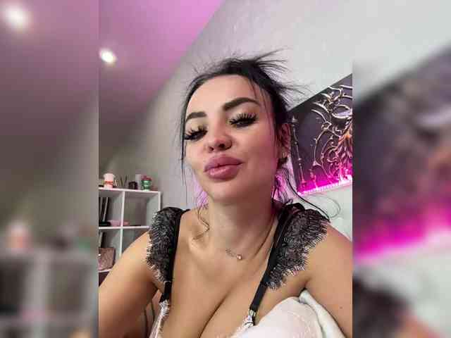 Madam_koss webcam