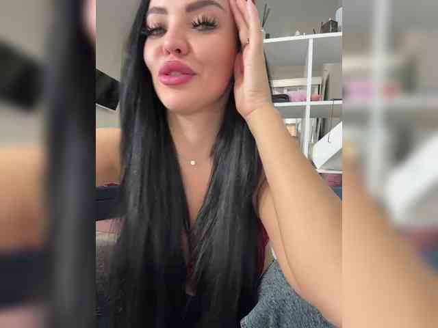 Madam_koss webcam