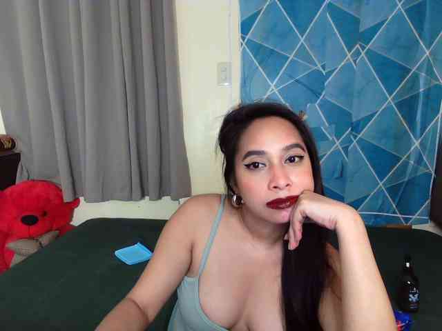 xxTrexie18 webcam