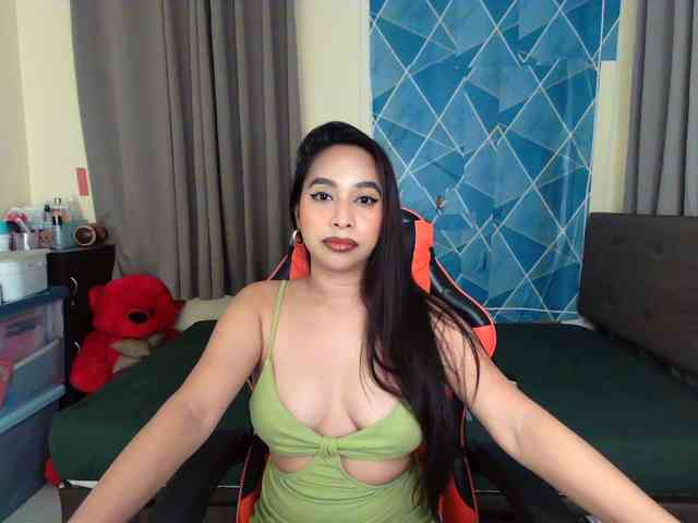 xxTrexie18 webcam