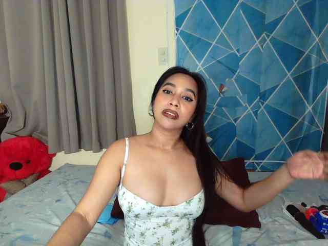 xxTrexie18 webcam
